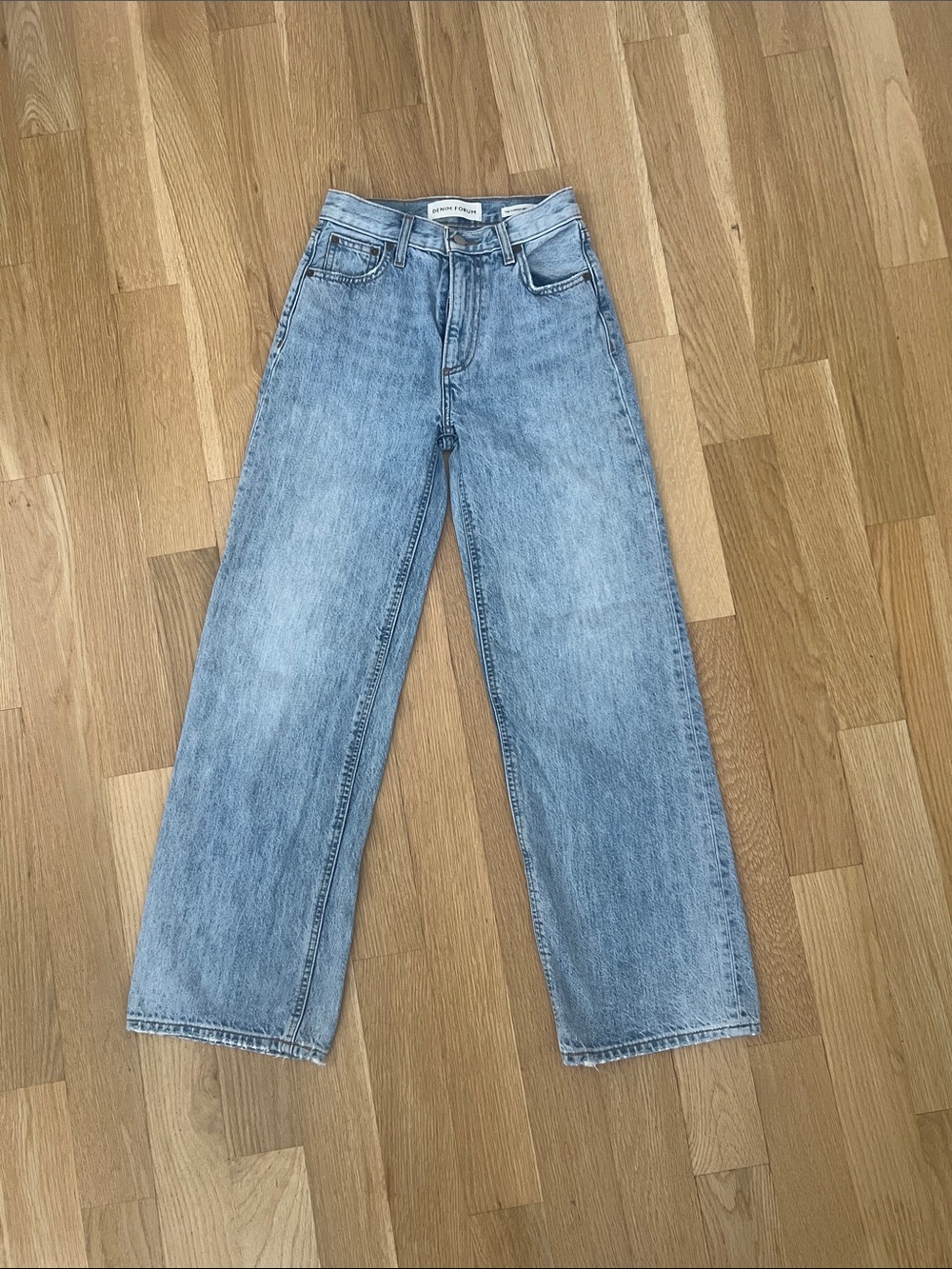 Denim Forum Farrah High Rise Wide Leg Jeans - Picture 4 of 9